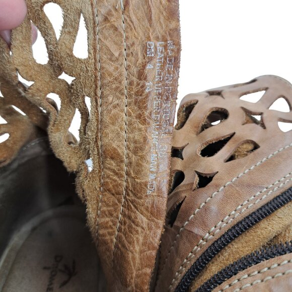 Dromedaris Kenza Leather Heel Cutout Chelsea Boots Size 38 US 7.5-8 Zipper Beige - Picture 9 of 13